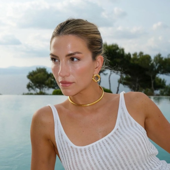 24K Gold Melted Circle Earrings*Waterproof*Sweatproof*Tarnish Resistant - Picture 2 of 8